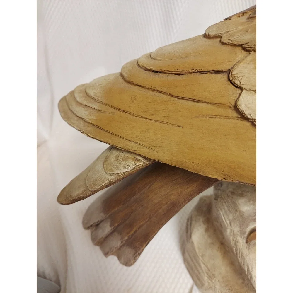 Resin Bald Eagle Statue Wood Appearance 16.5